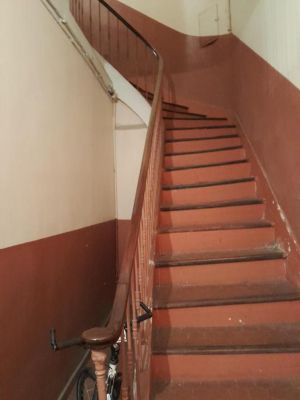 Entretien d'une cage d'escalier Marseillaise 